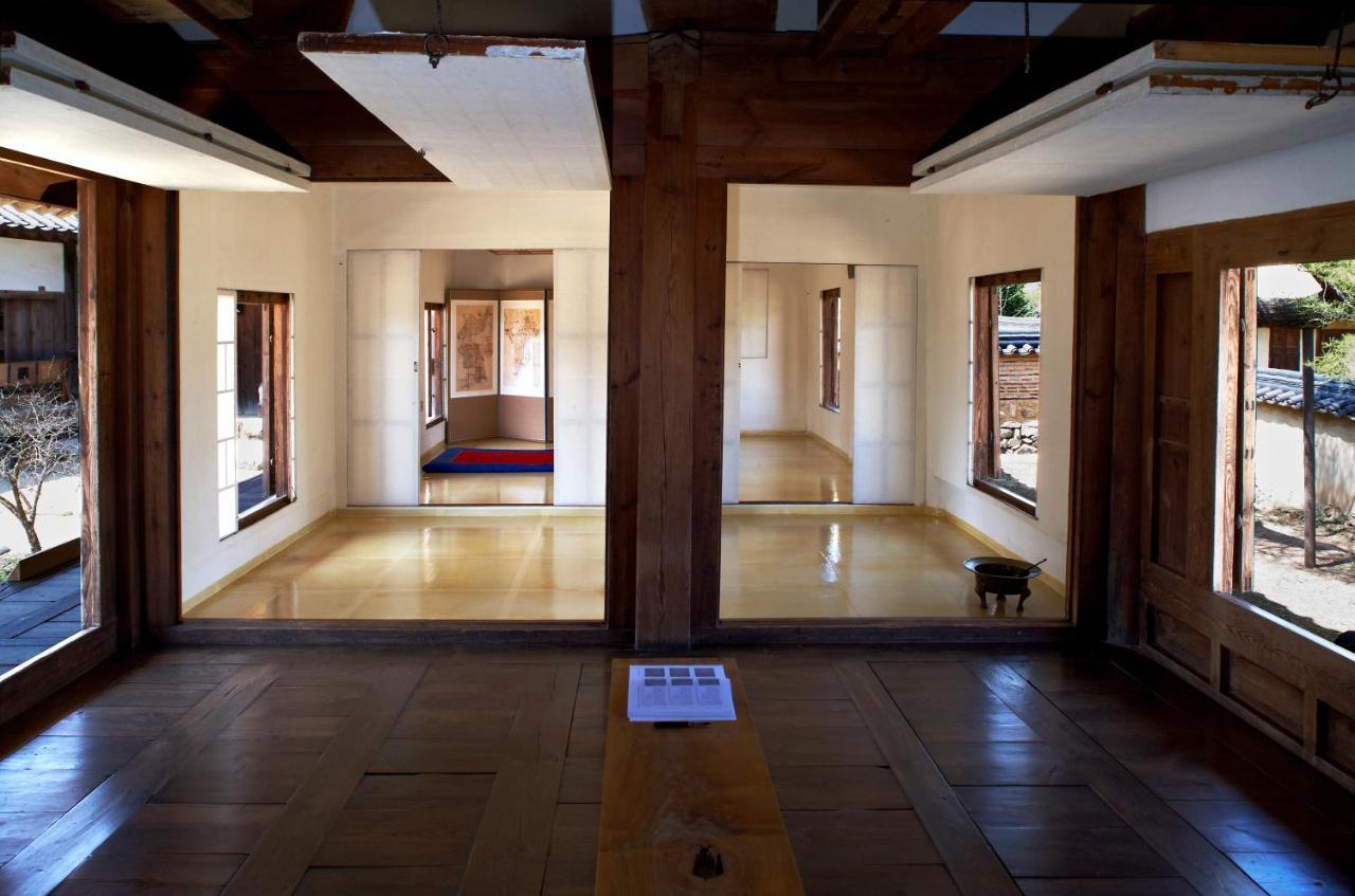 Bukchondaek Bed & Breakfast Andong Bagian luar foto